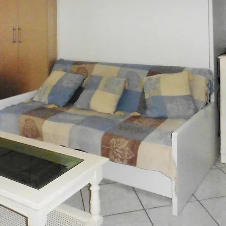Holiday Flat - Nat01124-p